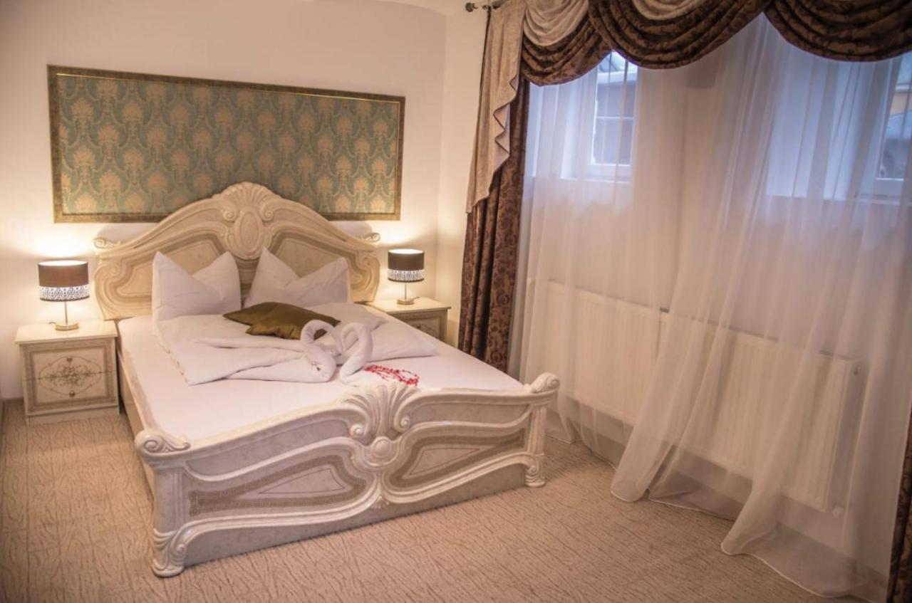 Wall St House Сибиу Экстерьер фото