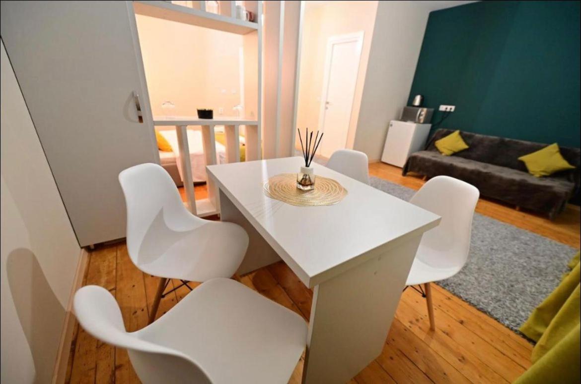 Wall St House Сибиу Экстерьер фото