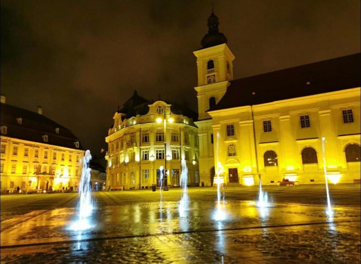 Wall St House Сибиу Экстерьер фото